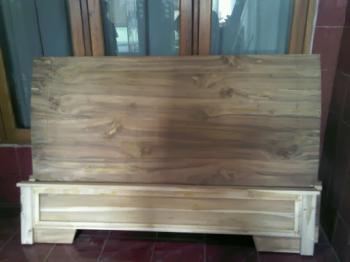 Tempat Tidur Minimalis 002