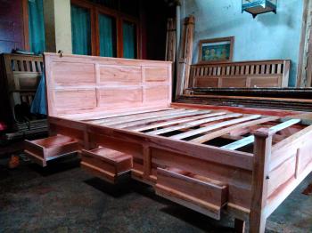 Tempat Tidur Minimalis 006