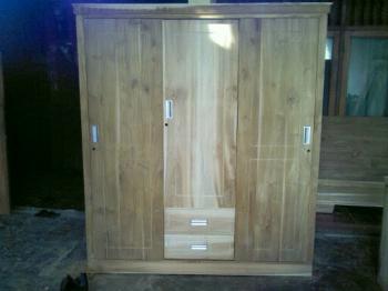 Lemari Pintu 3 Minimalis